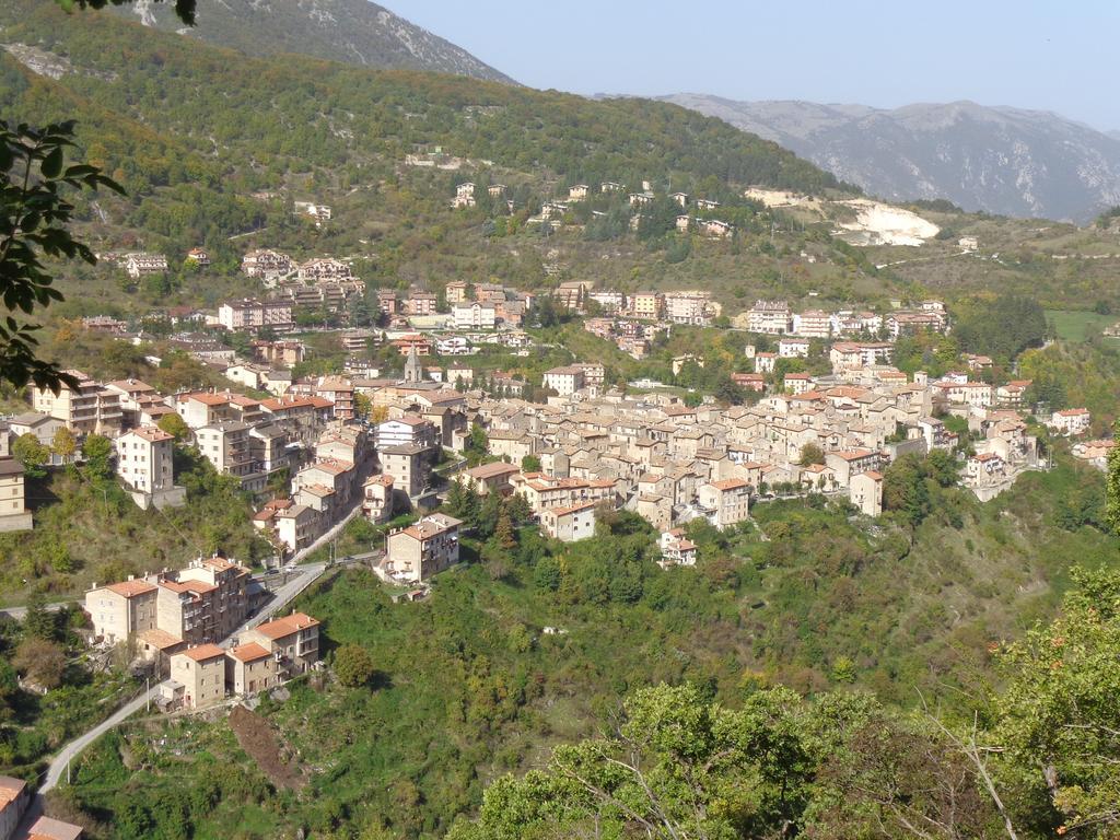 Hotel Garni Mille Pini Scanno Exterior photo